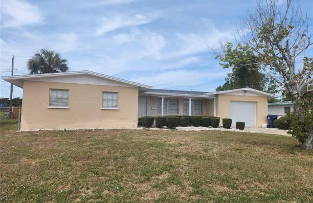 5728 25th Street W photos photos