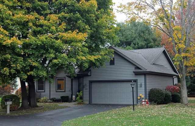 4-bedroom 3 bath home in Saint joseph photos photos