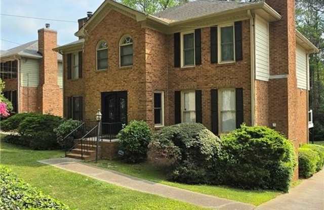 765 N Parkwood Road photos photos