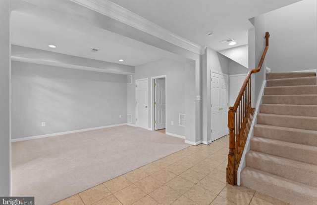 44253 HURON Terrace Gallery 2
