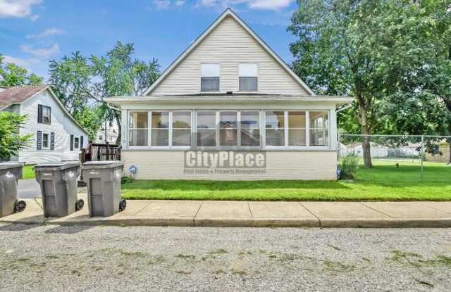 1219 East Perry Street photos photos
