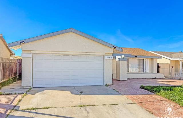 Beautiful 3Bd/2Ba Home With A 2 Car Garage Located In Mira Mesa! photos photos