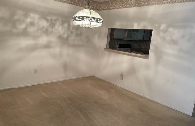 1653 Fluorshire Dr Gallery 4