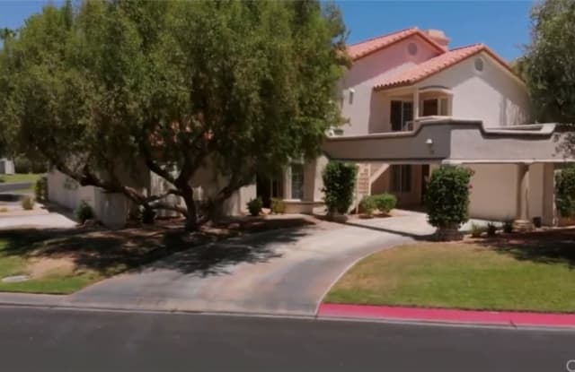 720 Vista Lago Drive N - 720 Vista Lago Circle North, Palm Desert, CA 92211