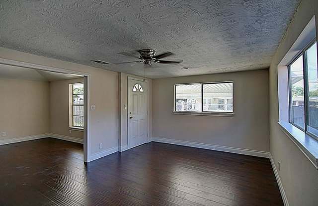 14114 Corpus Christi Street Gallery 2
