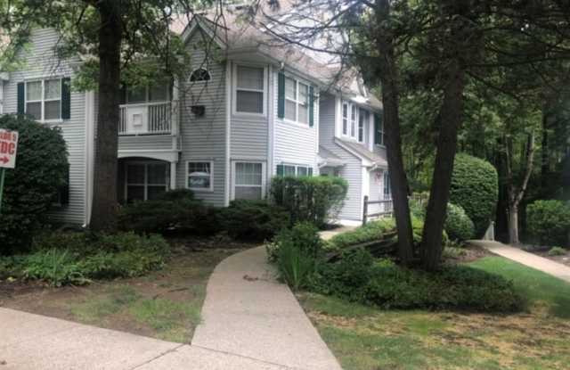 511 Chatfield Drive Gallery 3