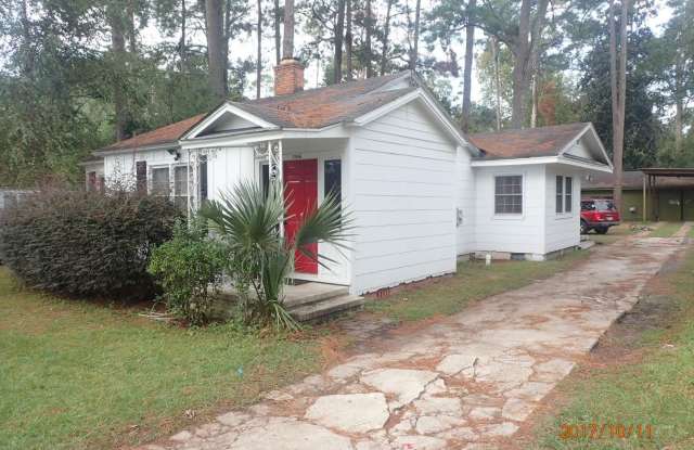 3 Bedroom Close to VSU!!! Gallery 1