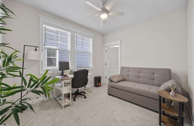 821 Azusa Way Gallery 3