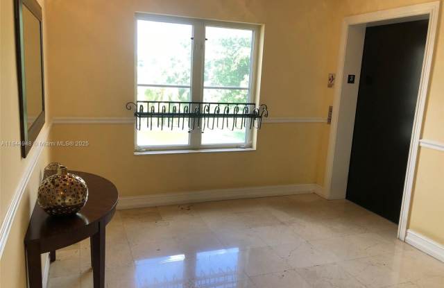 322 Madeira Ave photos photos