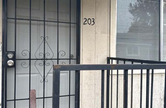 4833 E. Lane Ave. photos photos