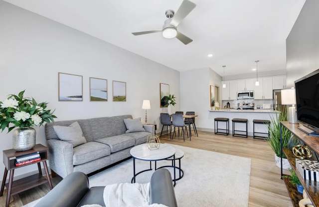 Edgewater East Gallery 3