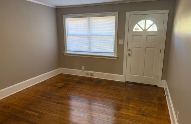 Cute 2 Bedroom Home in The Arts District! Gallery 3