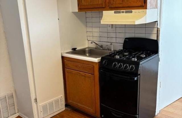 920 S 12TH STREET - 920 South 12th Street, Philadelphia, PA 19147