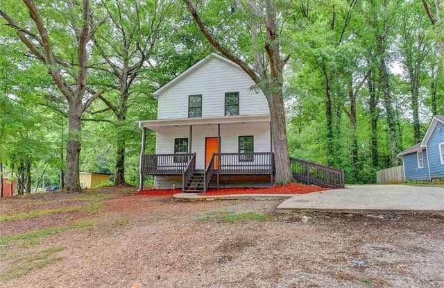 Room in 4 Bedroom Home at McWilliams Rd SE photos photos