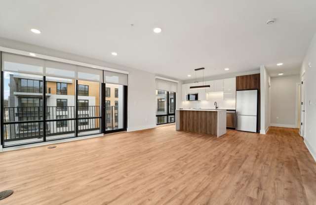 500 PARQ Gallery 3