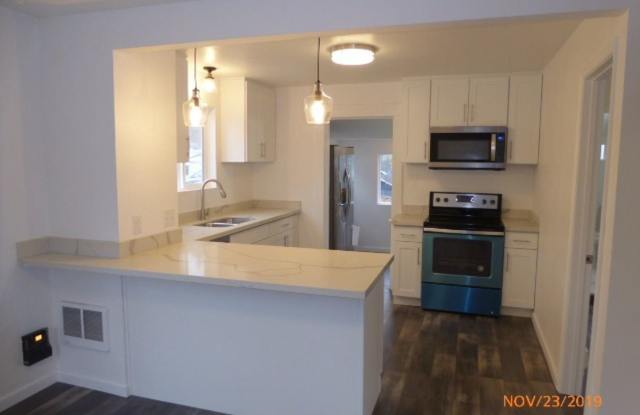 3250 48th Ave SW Gallery 3
