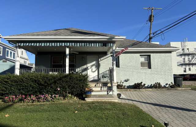 206 Beach Avenue photos photos