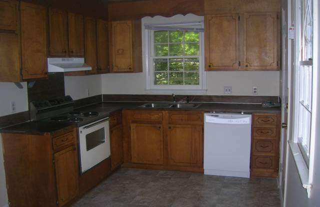 4052 Teakwood Drive Gallery 3