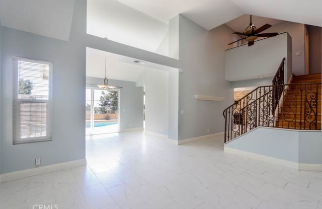 28276 Coulter Gallery 4