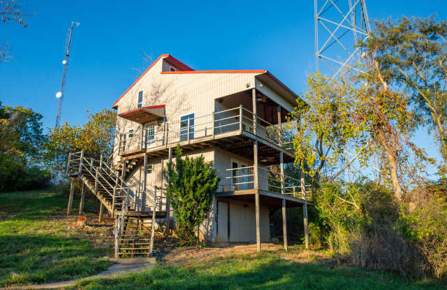 10644 Peach Ridge Road photos photos