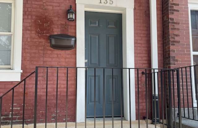 3-bedroom, 1-bathroom house of Lawrenceville - 135 42nd Street, Pittsburgh, PA 15201