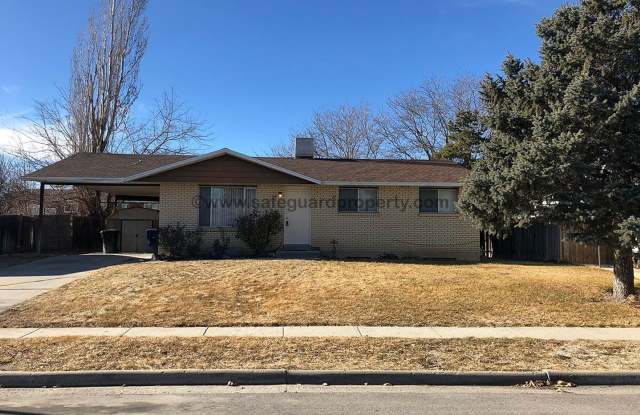 Charming 3 Bedroom Home in Taylorsville photos photos