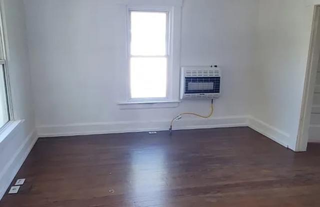 1118 W Webster Gallery 3