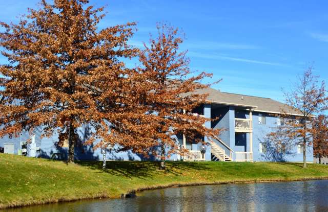 Waters Edge Apartments Gallery 3