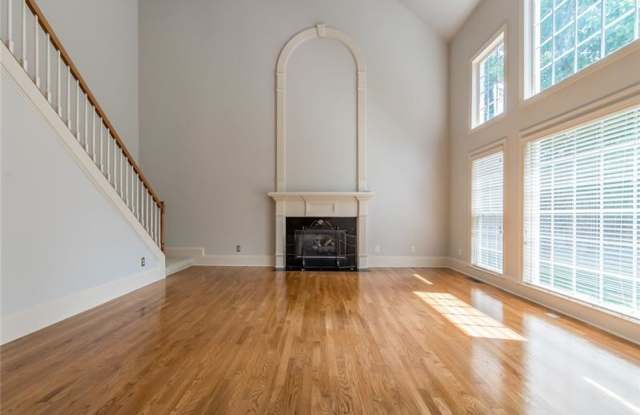5960 Abbotts Run Trail Gallery 3