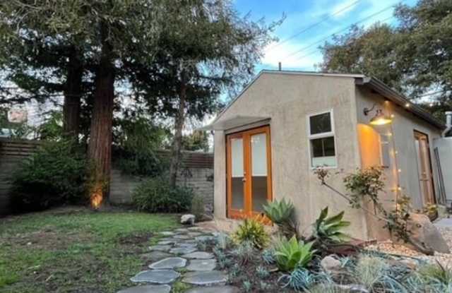 2401 32nd St photos photos