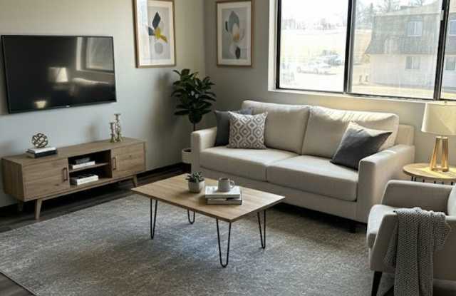 1220 Meadow Ln photos photos