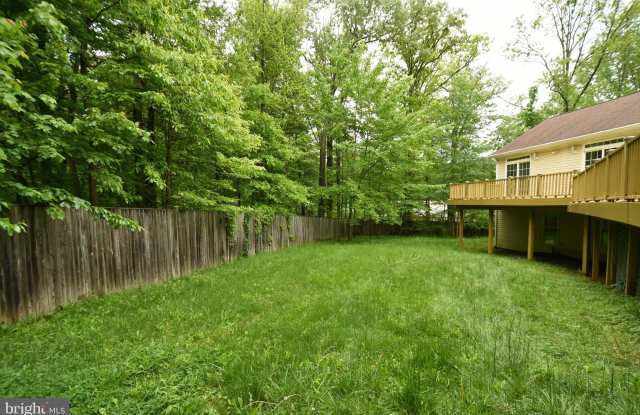 8330 WESTCHESTER DRIVE Gallery 4