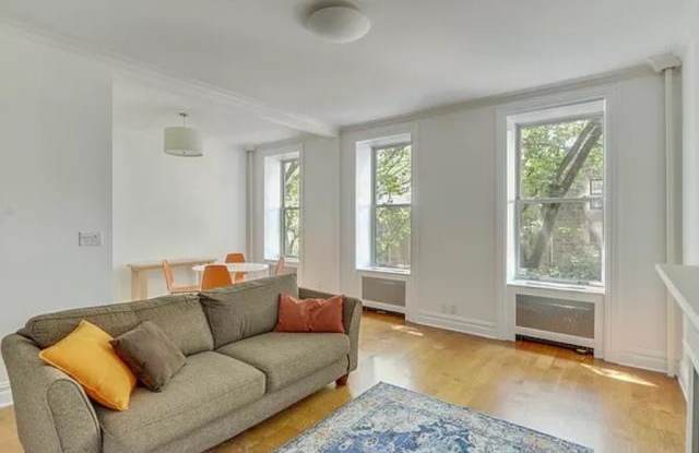 217 Lafayette Avenue Gallery 2