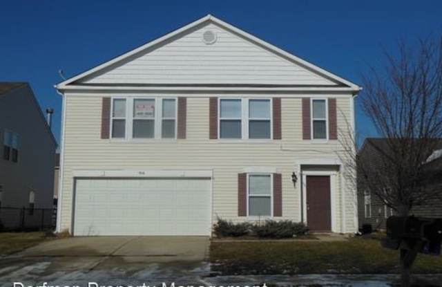 916 HARBON DR - 916 Harbon Drive, Franklin, IN 46131