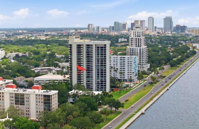 2413 BAYSHORE Boulevard photos photos