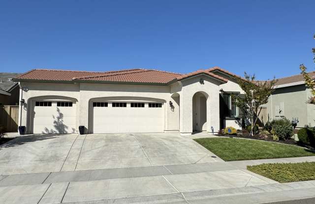 2137 Cumberland Loop photos photos