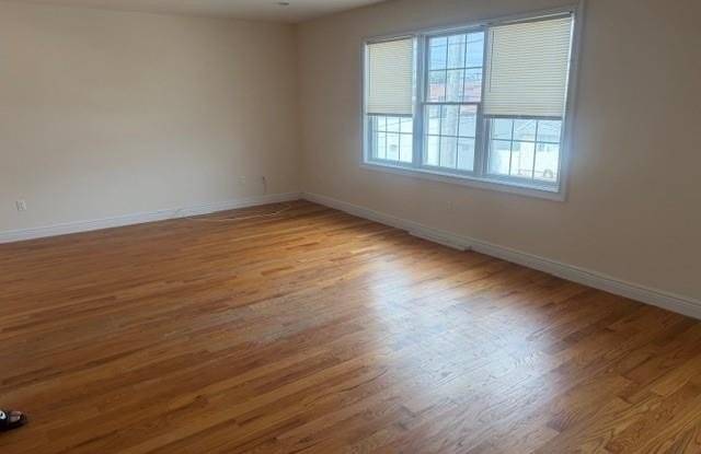 191 Jefferson Avenue - 191 Jefferson Avenue, Mineola, NY 11501