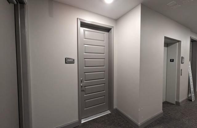 AVAILABLE NOW! 2-Bed/2-Bath Condo in Franklin Gallery 3