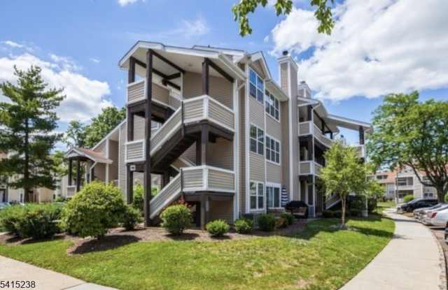 702 Pinehurst-7 - 702 Pinehurst Court, Union, NJ 07083