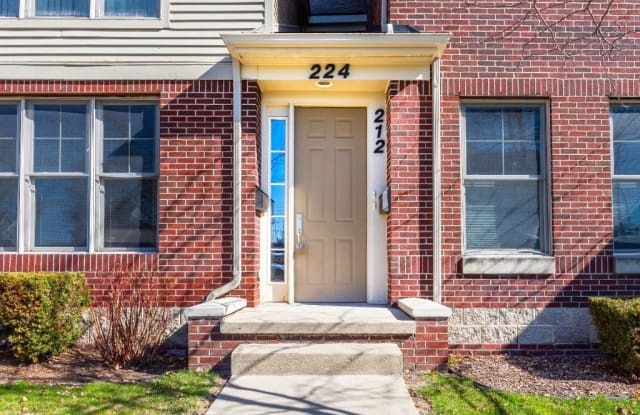 212 Snyder Avenue - 212 Snyder Avenue, Ann Arbor, MI 48103