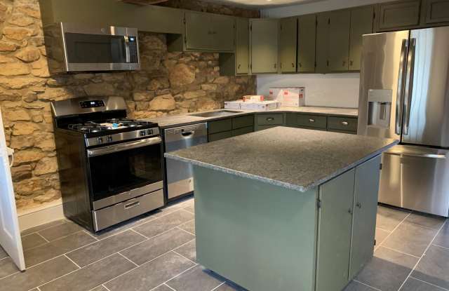 2389 FOREST GROVE ROAD photos photos