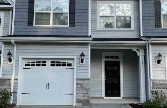 342 Clarendon Court - 1 photos photos