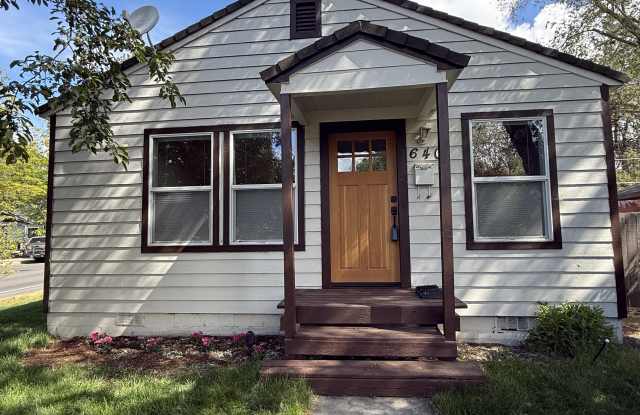 640 Northwest Delaware Avenue photos photos
