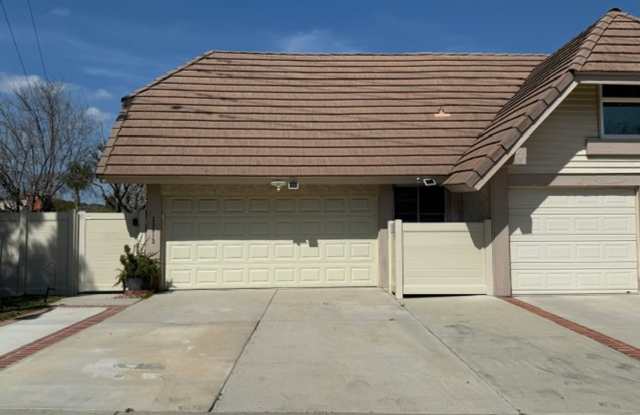 Conveniently located home featuring 2 main bedrooms! photos photos