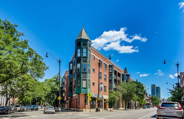845 W ALTGELD Street photos photos