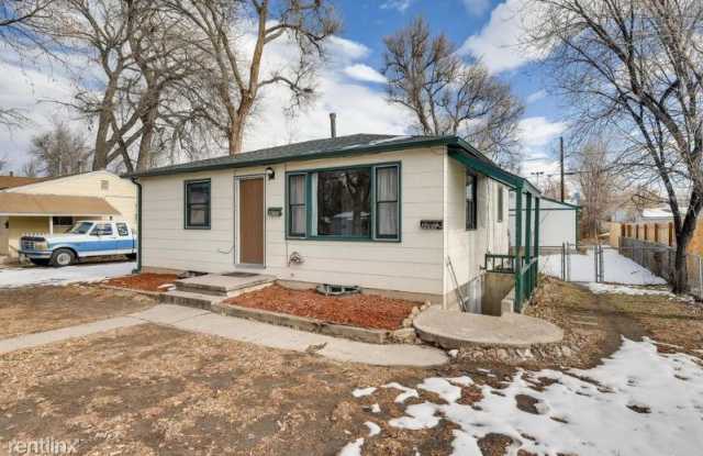4660 S Acoma St B - 4660 South Acoma Street, Englewood, CO 80110