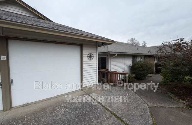 5533 SW Lombard Ave photos photos