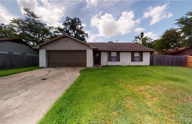 1003 Val Verde photos photos