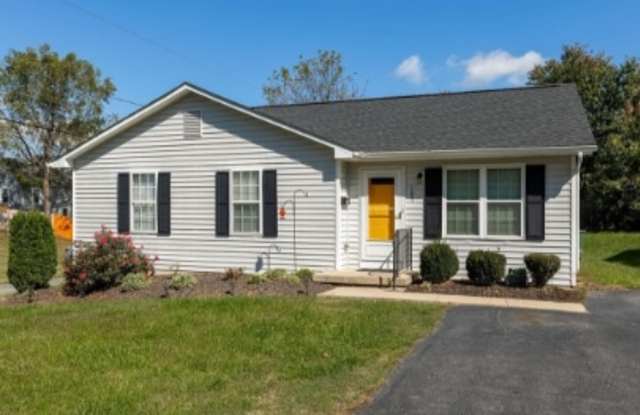 105 Hemlock Street photos photos