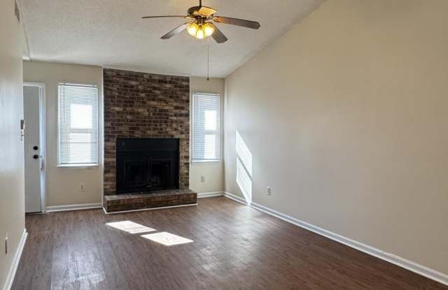 218 Cedar Creek Drive Gallery 4